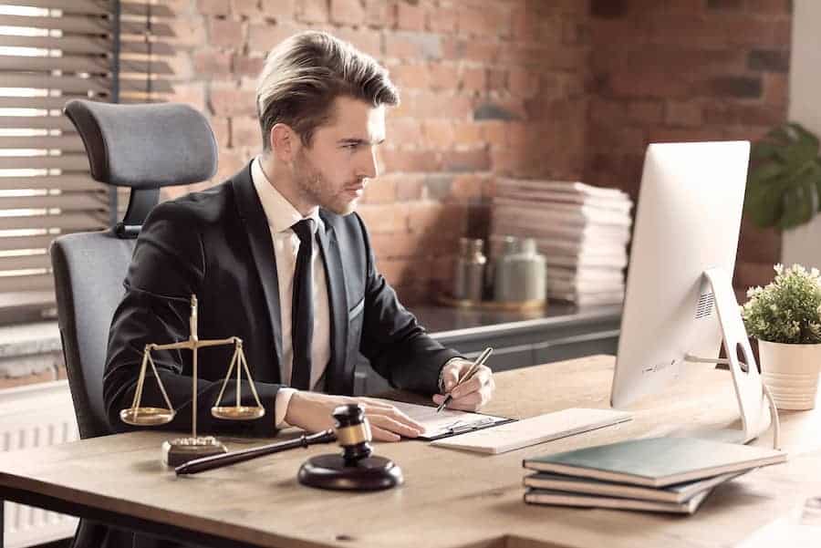 Real Estate Lawyers in Toronto